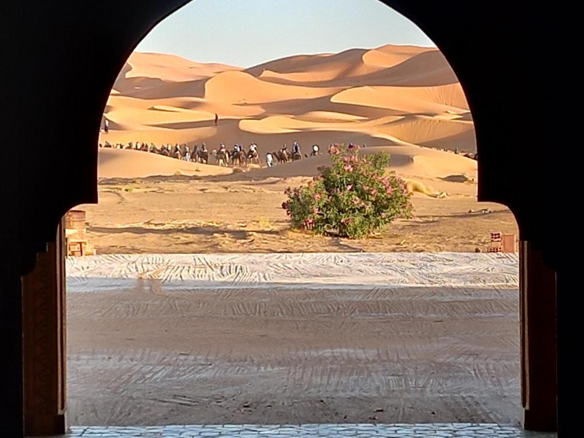 Hotel Etoile Des Dunes Merzouga Exterior photo